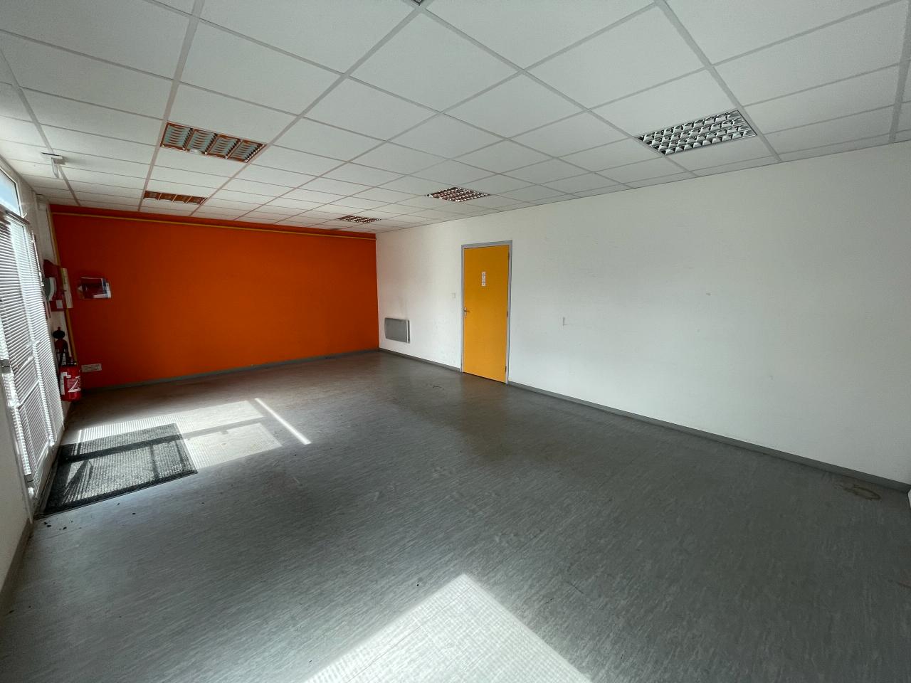 Local d'activité Essey-lès-Nancy 1525m² Location local d'activité Essey-lès-Nancy Meurthe-et-Moselle OLACT2424209 10